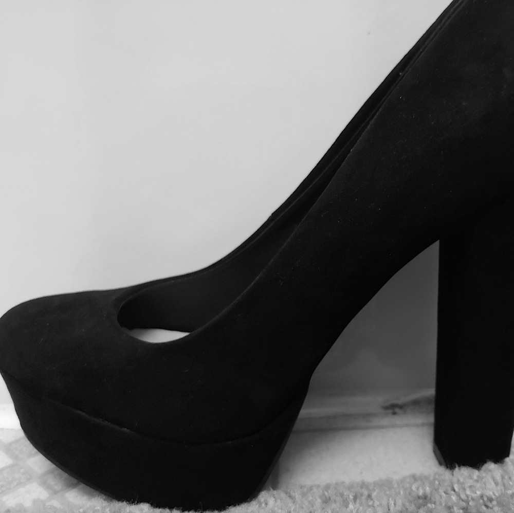 Shoedazzle Heels